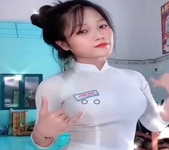 Gadis SMA Colmek Nikmat Banget