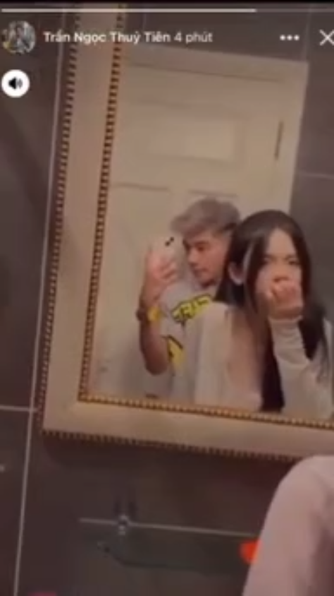 TikToker Sexy Dewasa Trần Ngọc Thủy Tiên, Cewek-cewek Sekarang Suka Rekam Video Ngentot Lalu Upload ke Story Biar Pamer Tubuh Montok dan Memek Basah Mereka Kan??